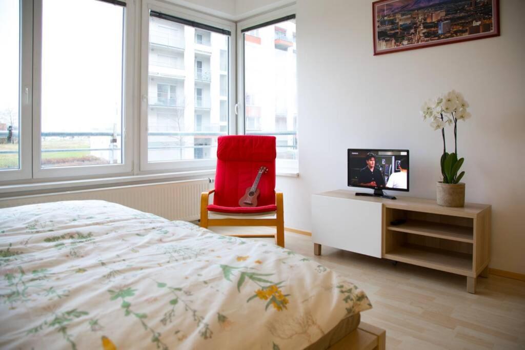 Modern Apartments - Airport 8Mins Praha Eksteriør bilde
